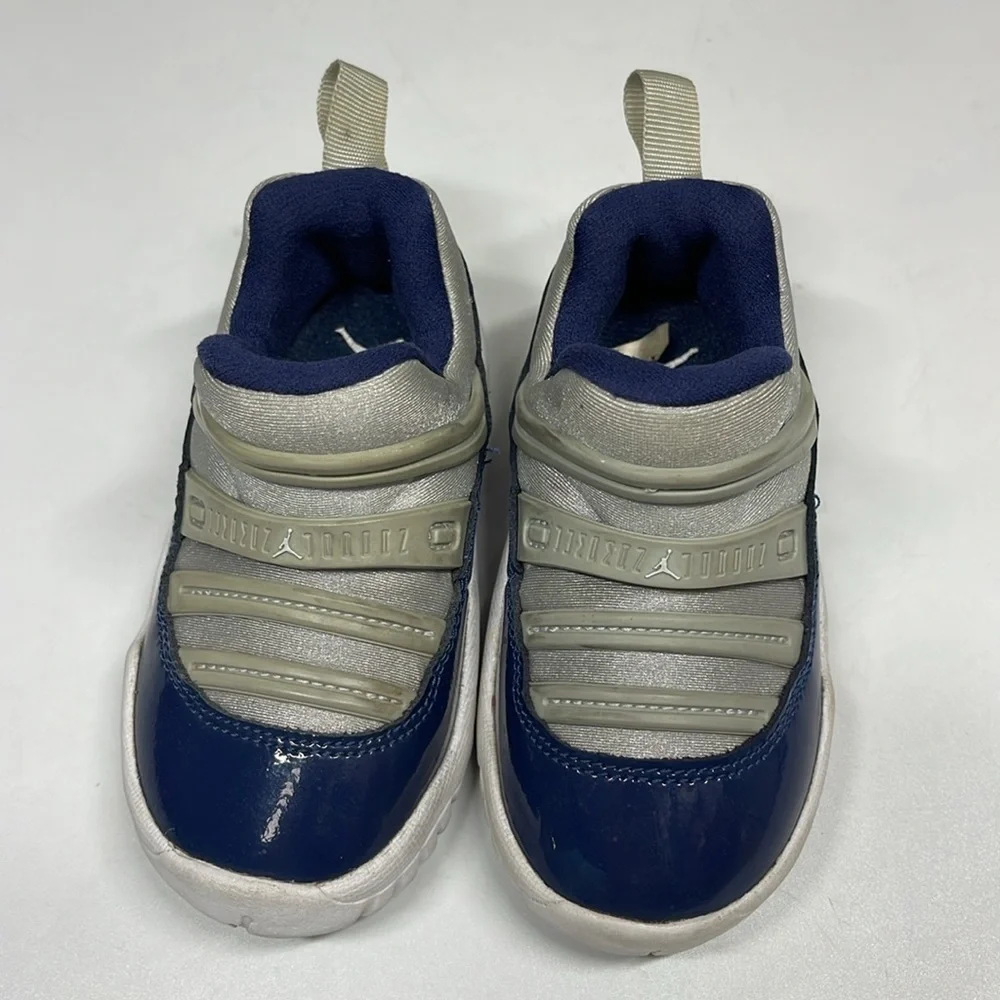 Jordan 11 Retro Little Flex Georgetown Navy Gray Sneaker Baby Size 6